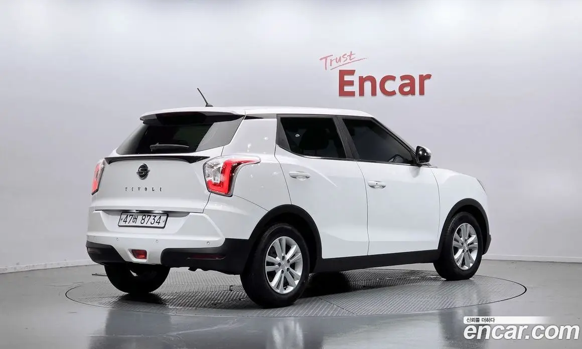 SsangYong TIBOLI 2015 1.6 автомат (гидро), фото 2 SsangYong TIBOLI 2015 1.6 автомат (гидро), фото 2