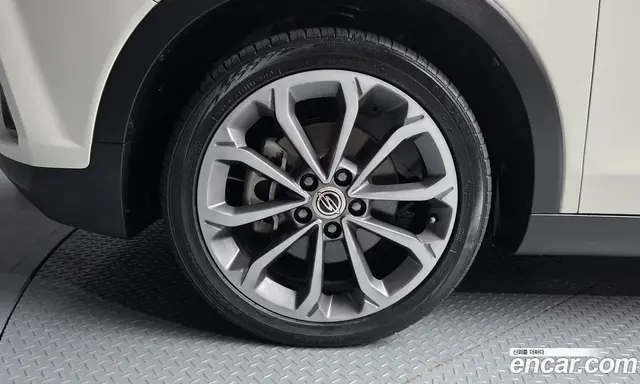 SsangYong TIBOLI 2017 1.6 автомат (гидро), миниатюра 5