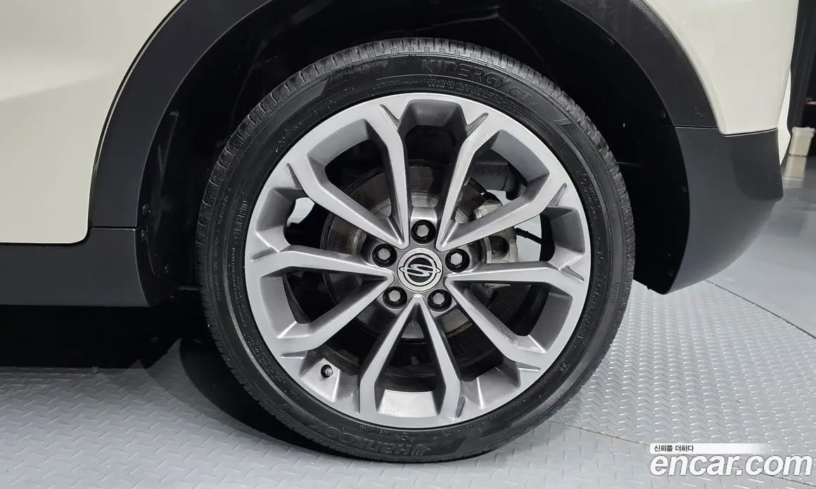 SsangYong TIBOLI 2017 1.6 автомат (гидро), фото 7