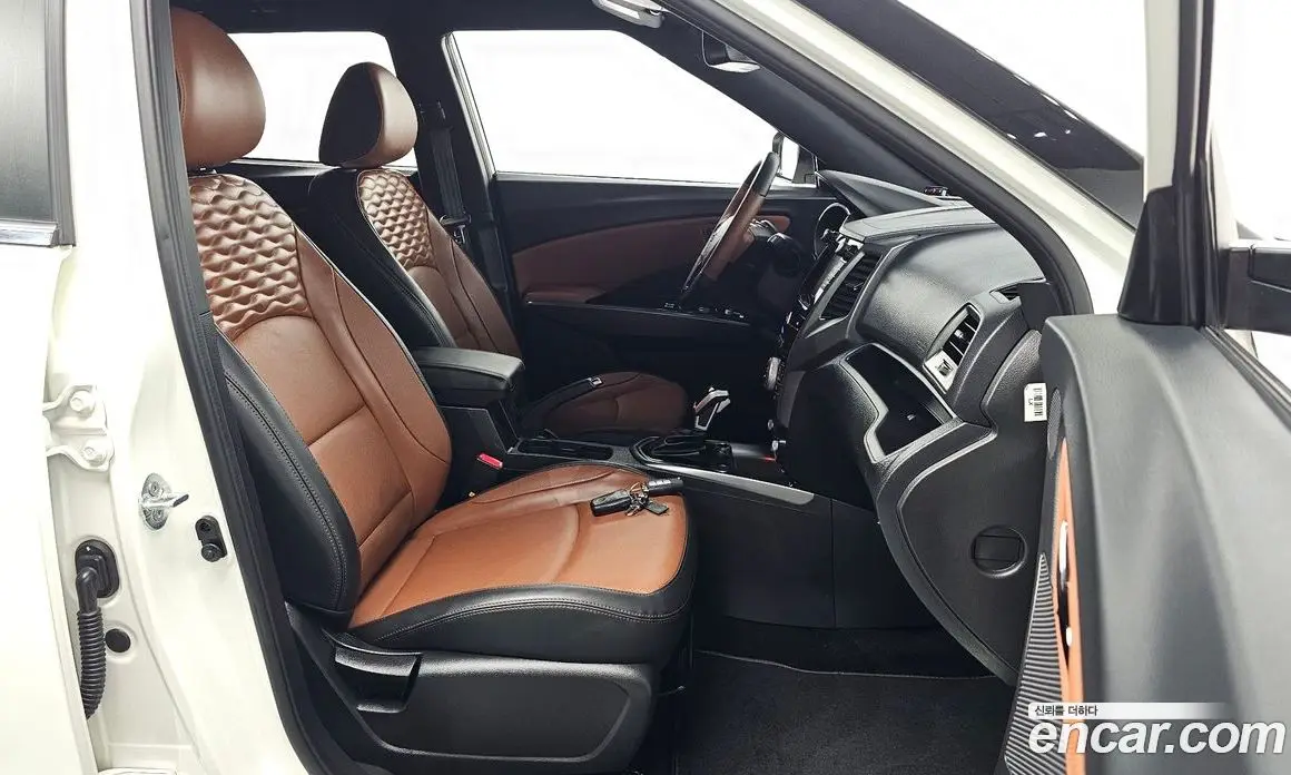 SsangYong TIBOLI 2019 1.6 автомат (гидро), фото 16 SsangYong TIBOLI 2019 1.6 автомат (гидро), фото 16