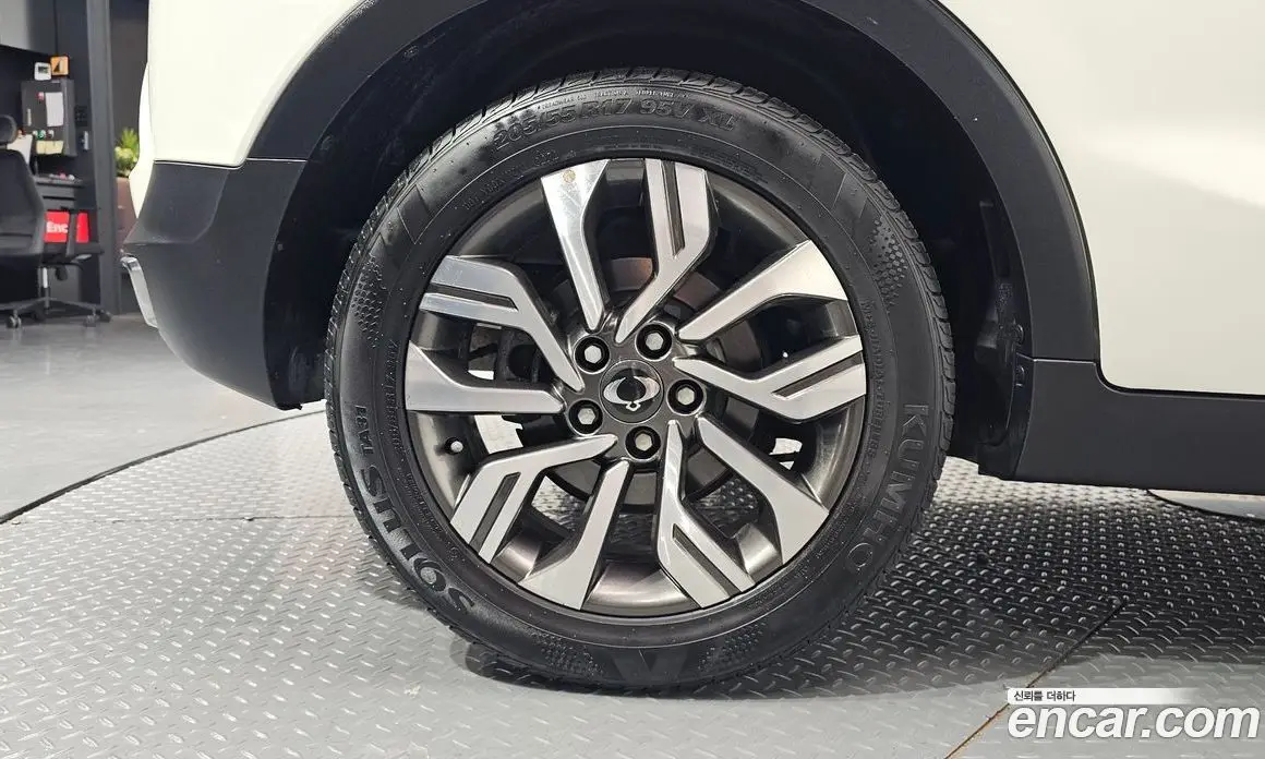SsangYong TIBOLI 2019 1.6 автомат (гидро), фото 5 SsangYong TIBOLI 2019 1.6 автомат (гидро), фото 5