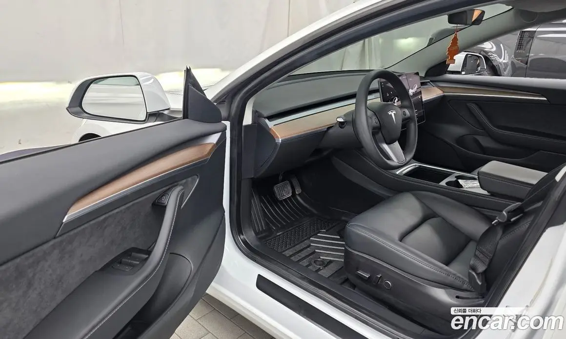 Tesla Model 3 2022 0.2 автомат (гидро), фото 13