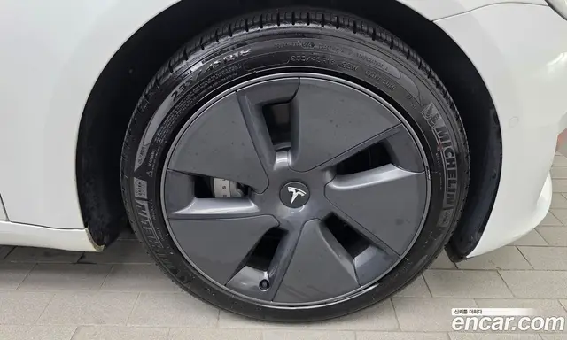 Tesla Model 3 2022 0.2 автомат (гидро), миниатюра 7