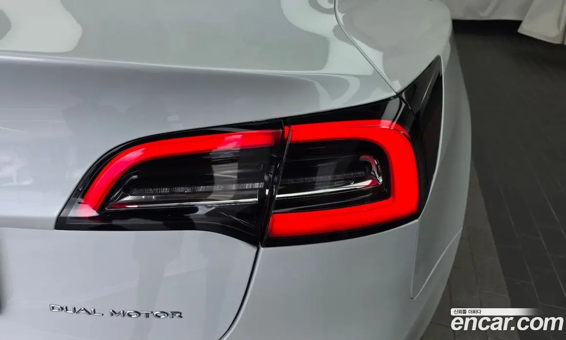 Tesla Model 3 2022 0.2 автомат (гидро), фото 9