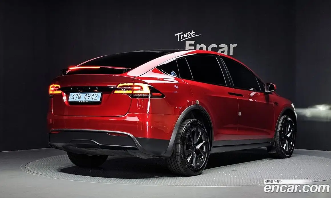 Tesla Model X 2023 0.3 автомат (гидро), фото 2 Tesla Model X 2023 0.3 автомат (гидро), фото 2
