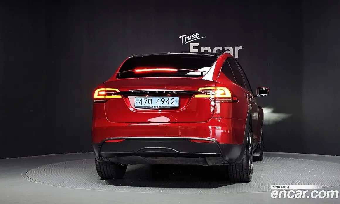Tesla Model X 2023 0.3 автомат (гидро), фото 4 Tesla Model X 2023 0.3 автомат (гидро), фото 4