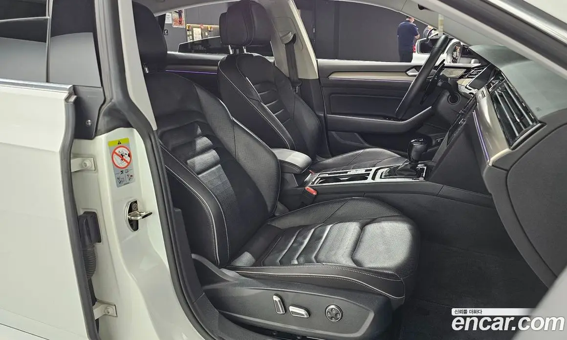 Volkswagen Arteon 2019 2.0 автомат (гидро), фото 16 Volkswagen Arteon 2019 2.0 автомат (гидро), фото 16