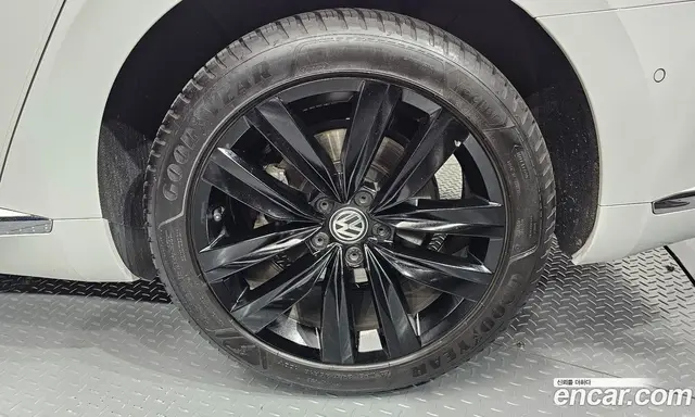 Volkswagen Arteon 2019 2.0 автомат (гидро), миниатюра 7 Volkswagen Arteon 2019 2.0 автомат (гидро), миниатюра 7