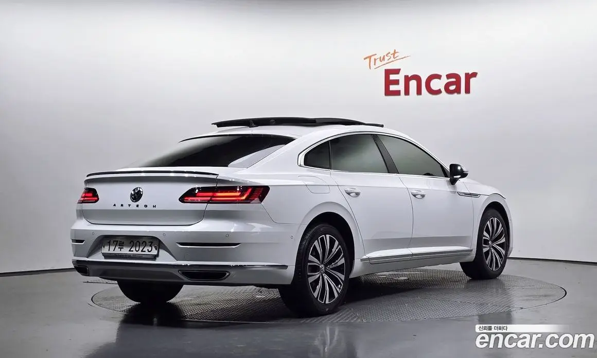 Volkswagen Arteon 2019 2.0 автомат (гидро), фото 1 Volkswagen Arteon 2019 2.0 автомат (гидро), фото 1