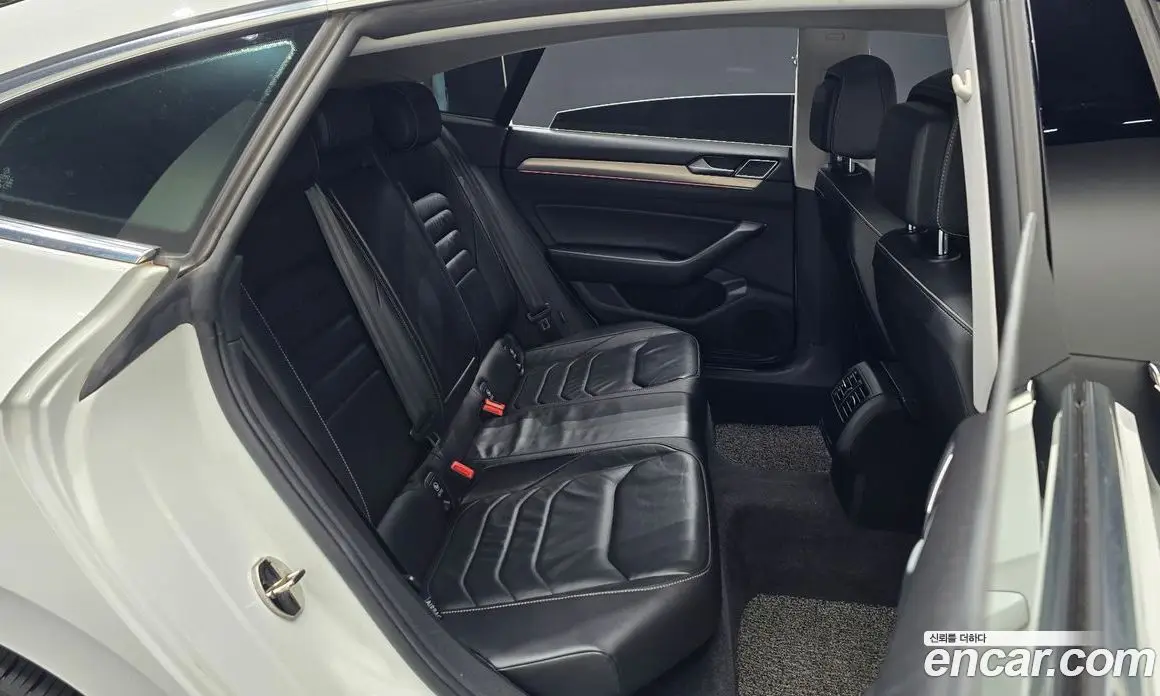 Volkswagen Arteon 2019 2.0 автомат (гидро), фото 15 Volkswagen Arteon 2019 2.0 автомат (гидро), фото 15
