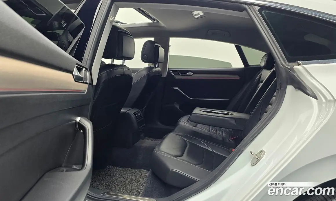 Volkswagen Arteon 2019 2.0 автомат (гидро), фото 17 Volkswagen Arteon 2019 2.0 автомат (гидро), фото 17