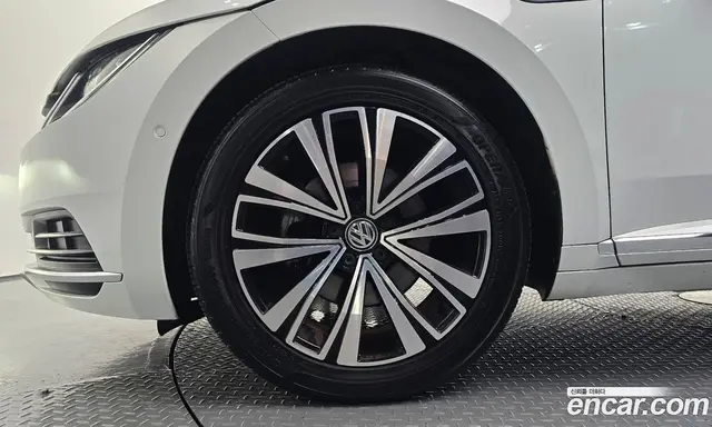 Volkswagen Arteon 2019 2.0 автомат (гидро), миниатюра 4 Volkswagen Arteon 2019 2.0 автомат (гидро), миниатюра 4