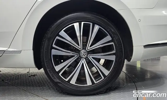 Volkswagen Arteon 2019 2.0 автомат (гидро), миниатюра 6 Volkswagen Arteon 2019 2.0 автомат (гидро), миниатюра 6