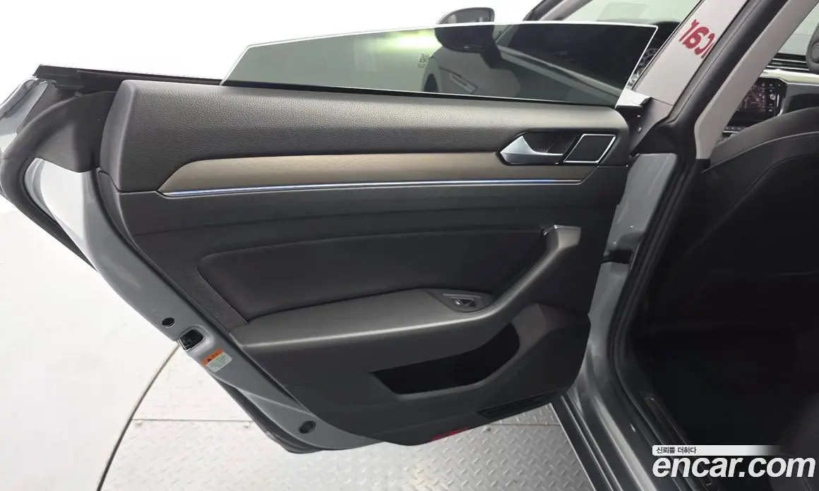 Volkswagen Arteon 2019 2.0 автомат (гидро), фото 15