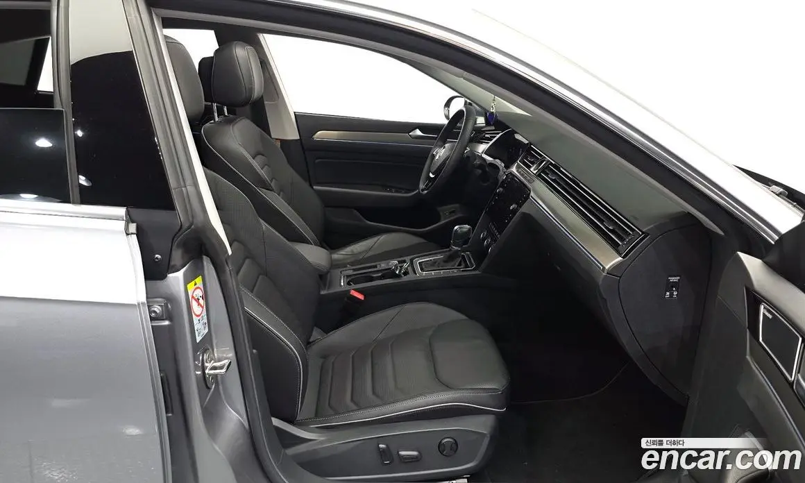 Volkswagen Arteon 2019 2.0 автомат (гидро), фото 18