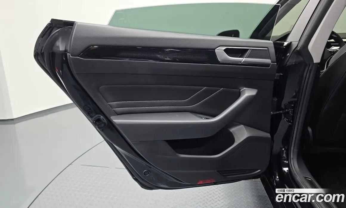 Volkswagen Arteon 2022 2.0 автомат (гидро), фото 15