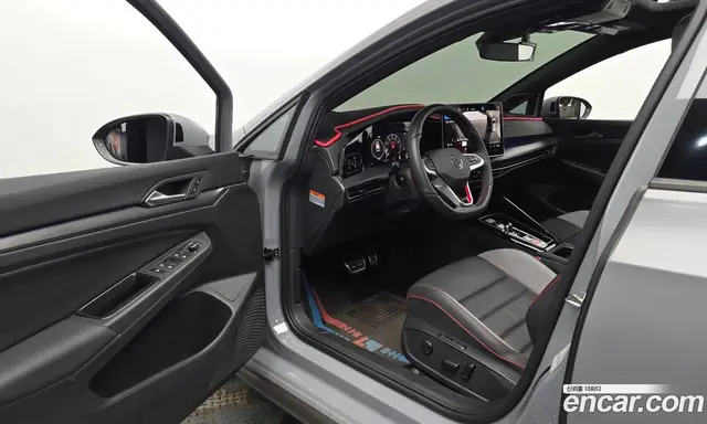 Volkswagen Golf 2025 2.0 автомат (гидро), миниатюра 12