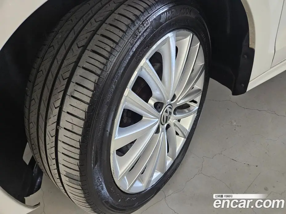 Volkswagen Jetta 2013 1.6 автомат (гидро), фото 12