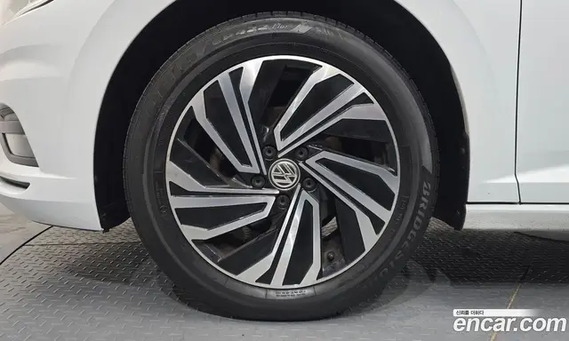 Volkswagen Jetta 2020 1.4 автомат (гидро), миниатюра 4 Volkswagen Jetta 2020 1.4 автомат (гидро), миниатюра 4