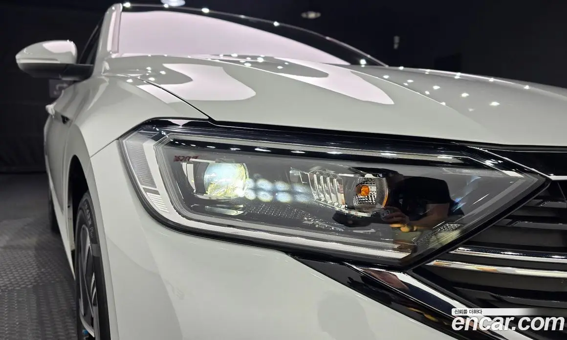 Volkswagen Jetta 2023 1.5 автомат (гидро), фото 8
