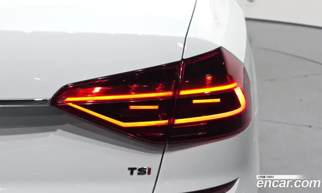 Volkswagen Passat 2018 2.0 автомат (гидро), миниатюра 9
