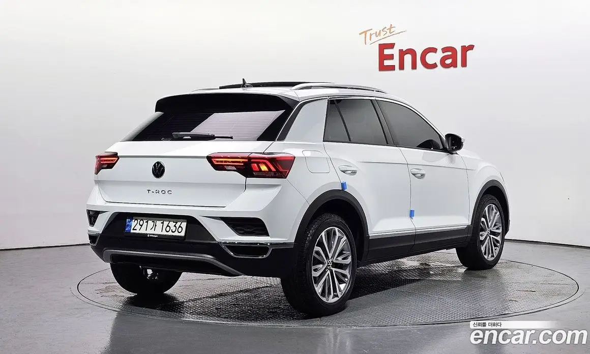 Volkswagen T-Roc 2021 2.0 автомат (гидро), фото 2 Volkswagen T-Roc 2021 2.0 автомат (гидро), фото 2