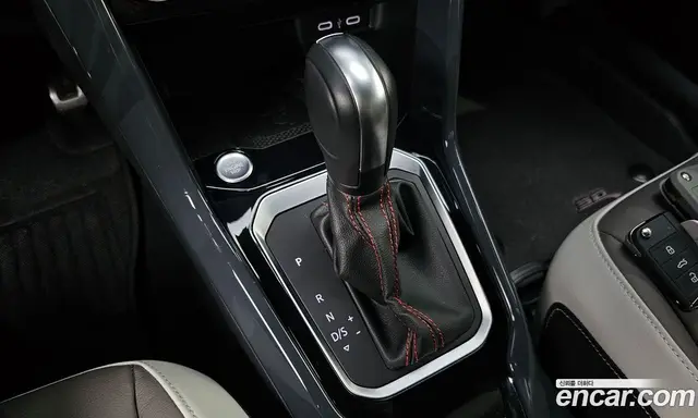 Volkswagen T-Roc 2021 2.0 автомат (гидро), миниатюра 12