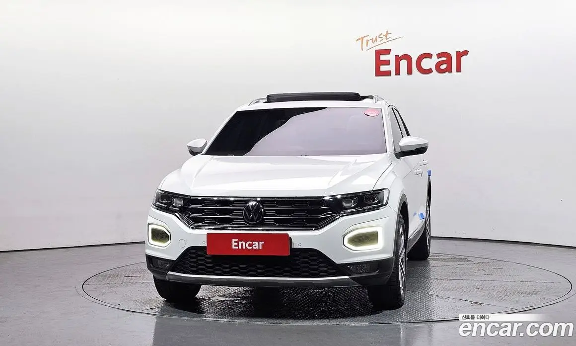 Volkswagen T-Roc 2021 2.0 автомат (гидро), фото 3 Volkswagen T-Roc 2021 2.0 автомат (гидро), фото 3