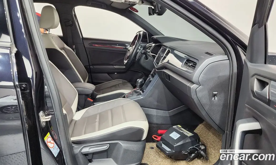Volkswagen T-Roc 2021 2.0 автомат (гидро), фото 16 Volkswagen T-Roc 2021 2.0 автомат (гидро), фото 16