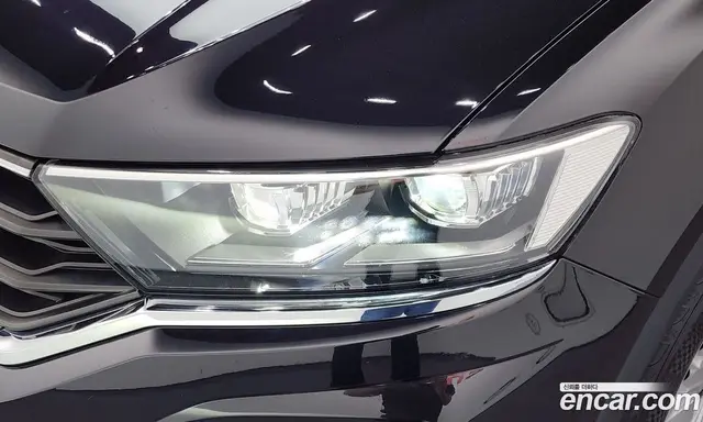 Volkswagen T-Roc 2021 2.0 автомат (гидро), миниатюра 8 Volkswagen T-Roc 2021 2.0 автомат (гидро), миниатюра 8