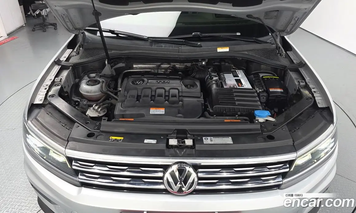 Volkswagen Tiguan 2018 2.0 автомат (гидро), фото 6 Volkswagen Tiguan 2018 2.0 автомат (гидро), фото 6