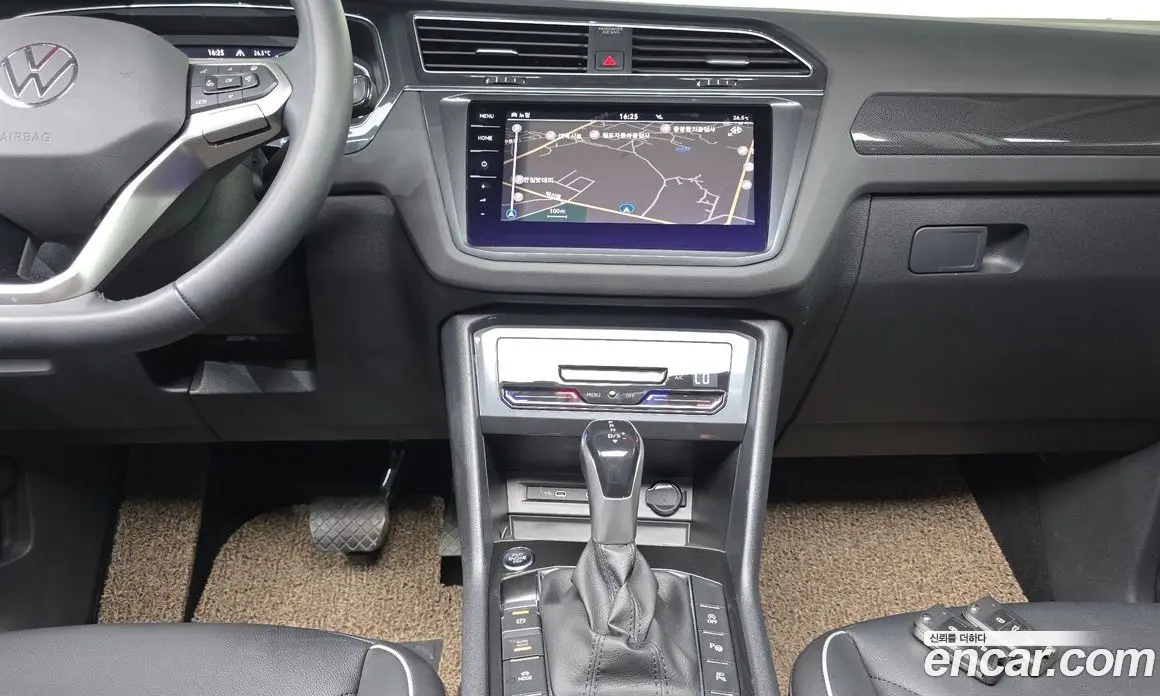 Volkswagen Tiguan 2022 2.0 автомат (гидро), фото 20