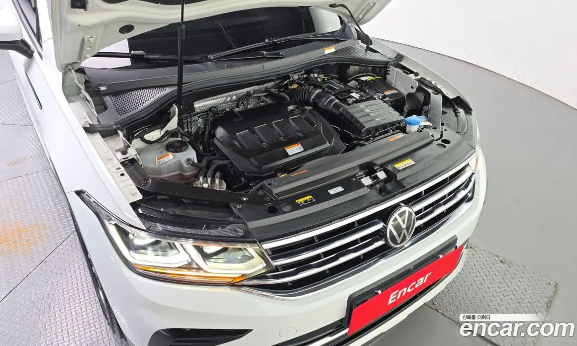 Volkswagen Tiguan 2022 2.0 автомат (гидро), фото 6