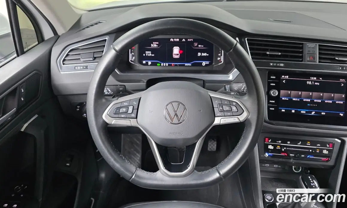 Volkswagen Tiguan 2022 2.0 автомат (гидро), фото 20