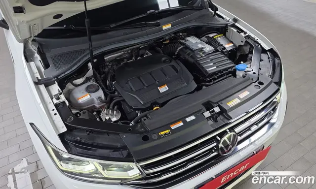 Volkswagen Tiguan 2022 2.0 автомат (гидро), миниатюра 6