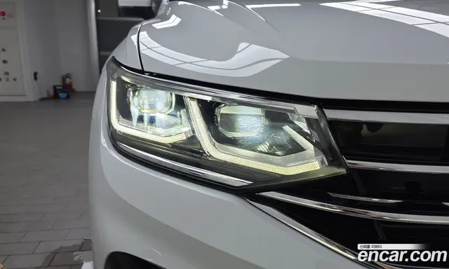 Volkswagen Tiguan 2022 2.0 автомат (гидро), миниатюра 8