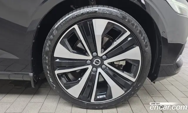 Volvo S60 2022 2.0 автомат (гидро), миниатюра 4 Volvo S60 2022 2.0 автомат (гидро), миниатюра 4
