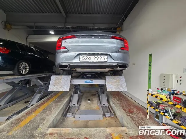 Volvo S90 2018 2.0 автомат (гидро), миниатюра 2 Volvo S90 2018 2.0 автомат (гидро), миниатюра 2