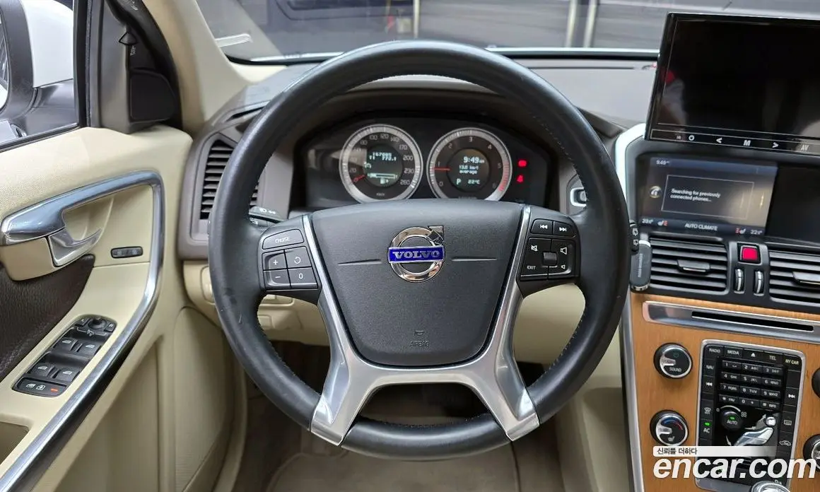 Volvo XC60 2013 2.0 автомат (гидро), фото 13 Volvo XC60 2013 2.0 автомат (гидро), фото 13