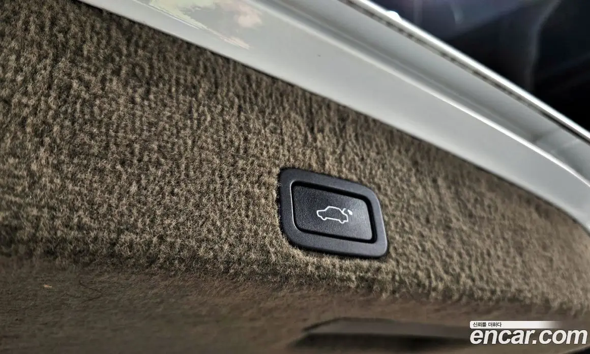 Volvo XC60 2013 2.0 автомат (гидро), фото 20 Volvo XC60 2013 2.0 автомат (гидро), фото 20