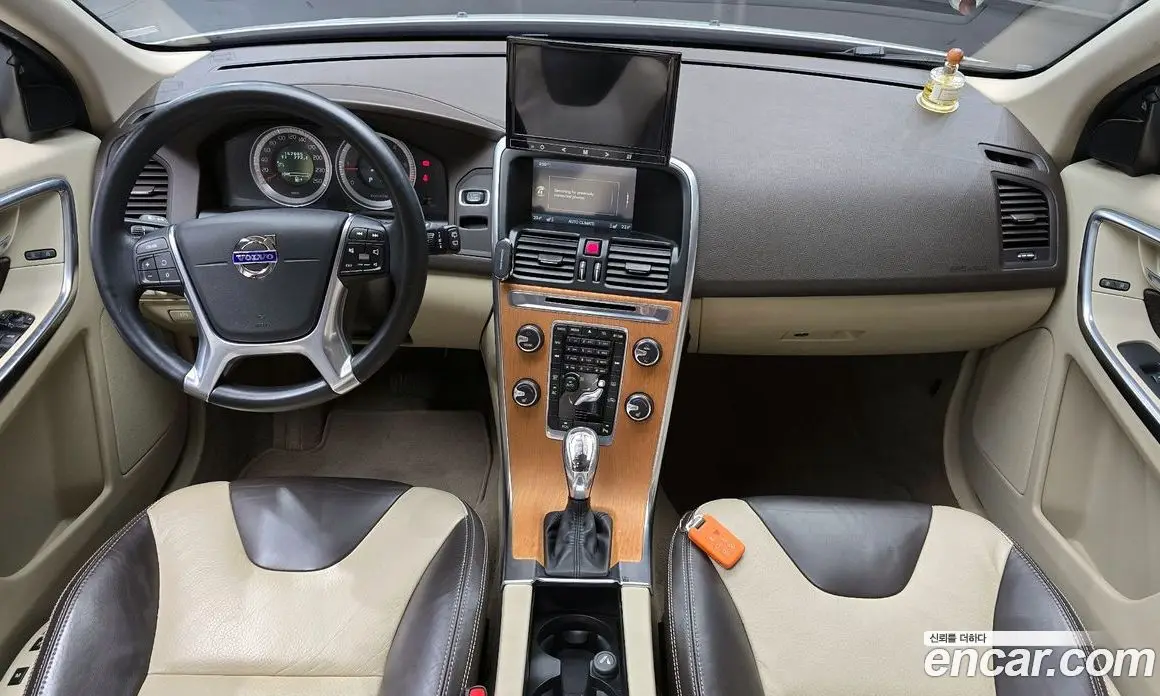 Volvo XC60 2013 2.0 автомат (гидро), фото 7 Volvo XC60 2013 2.0 автомат (гидро), фото 7