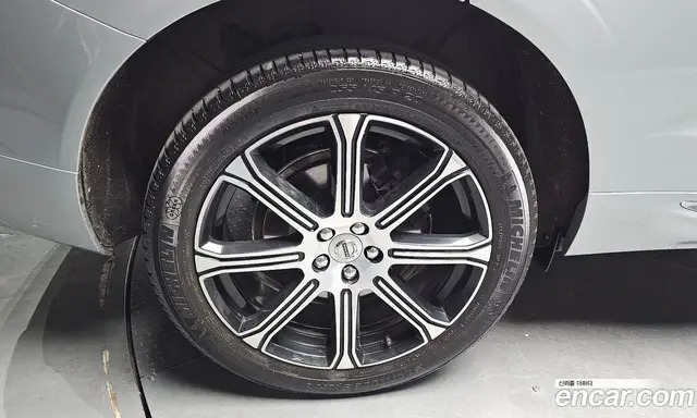 Volvo XC60 2019 2.0 автомат (гидро), миниатюра 5 Volvo XC60 2019 2.0 автомат (гидро), миниатюра 5