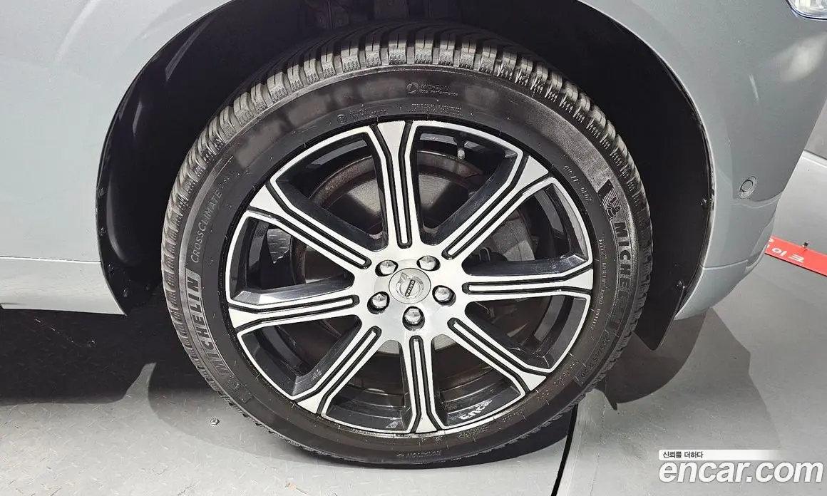 Volvo XC60 2019 2.0 автомат (гидро), фото 7 Volvo XC60 2019 2.0 автомат (гидро), фото 7