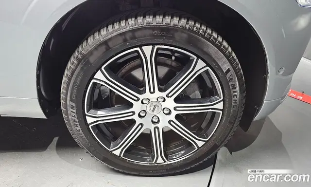 Volvo XC60 2019 2.0 автомат (гидро), миниатюра 7 Volvo XC60 2019 2.0 автомат (гидро), миниатюра 7