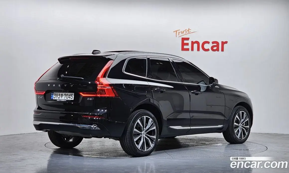 Volvo XC60 2021 2.0 автомат (гидро), фото 2 Volvo XC60 2021 2.0 автомат (гидро), фото 2