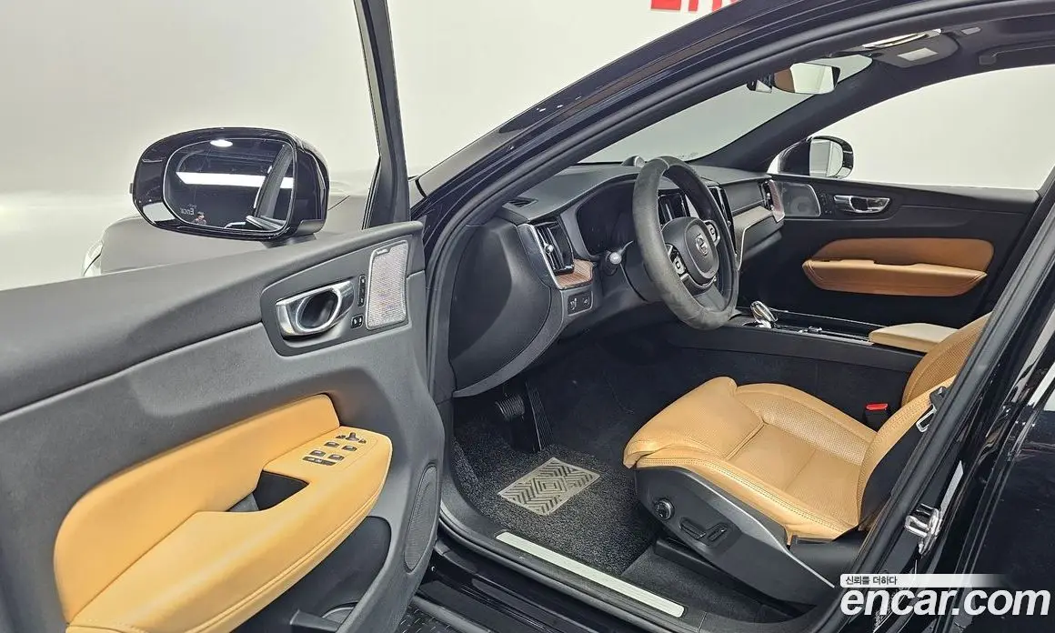 Volvo XC60 2021 2.0 автомат (гидро), фото 13 Volvo XC60 2021 2.0 автомат (гидро), фото 13