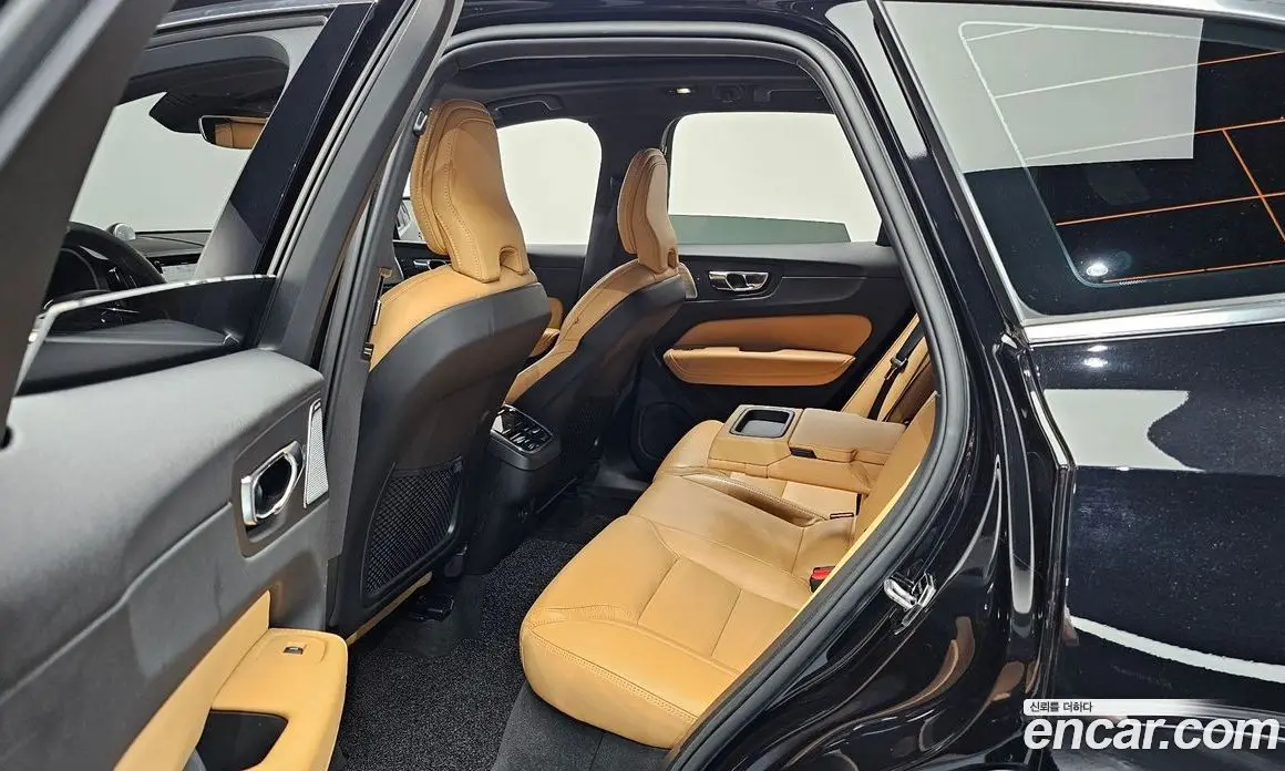 Volvo XC60 2021 2.0 автомат (гидро), фото 18 Volvo XC60 2021 2.0 автомат (гидро), фото 18