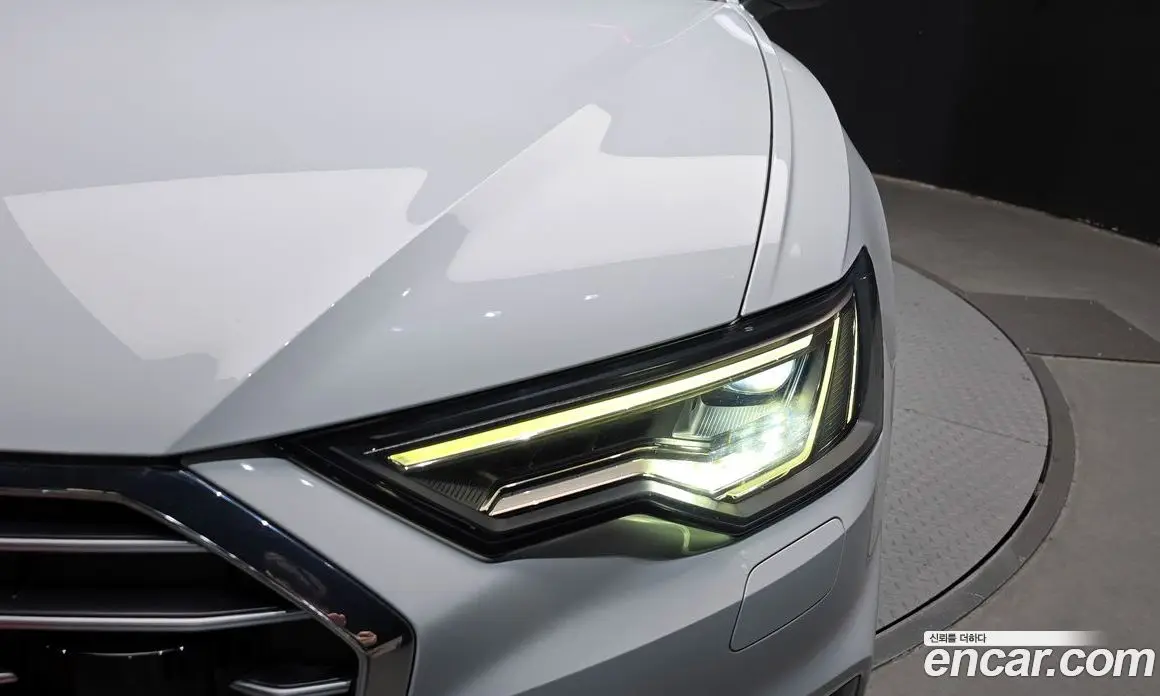 Audi A6 2021 2.0 автомат (гидро), фото 8