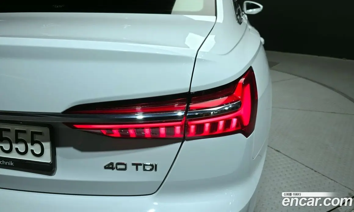 Audi A6 2021 2.0 автомат (гидро), фото 9