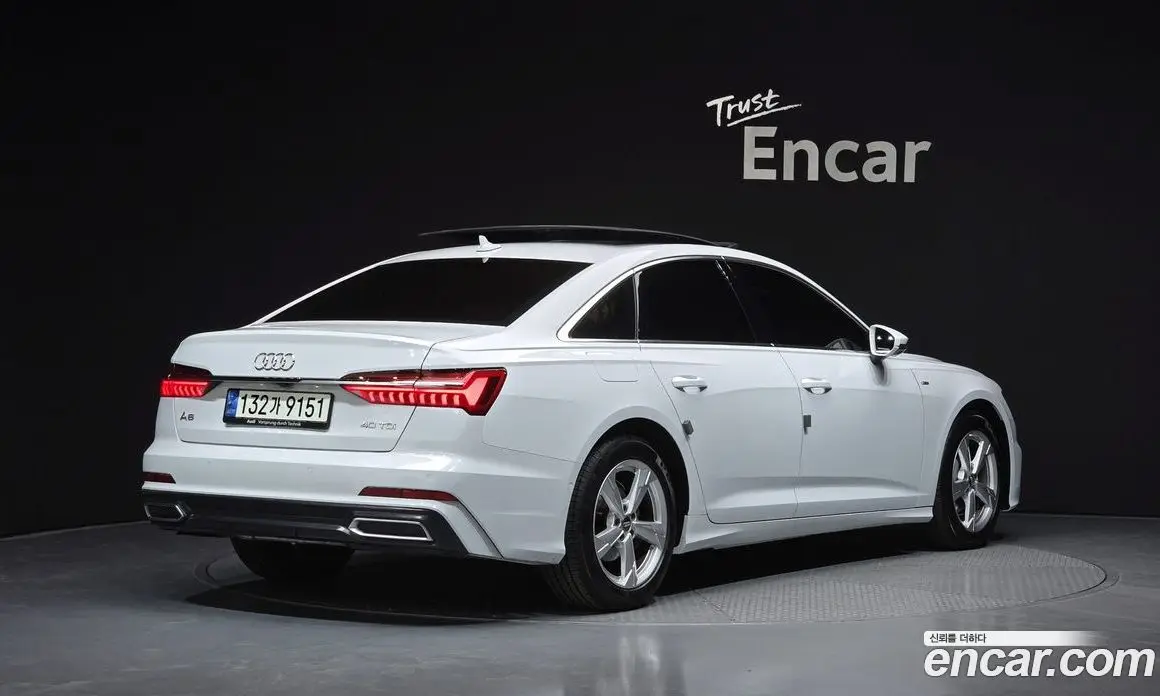 Audi A6 2021 2.0 автомат (гидро), фото 2